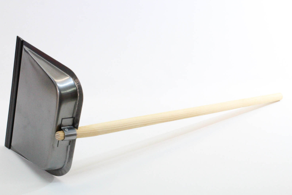 Kehrschaufel Metall lackiert mit Langstiel